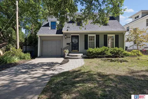 3035 Plymouth Ave, Lincoln, NE 68502