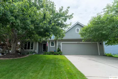 8131 S 101st St, La Vista, NE 68128