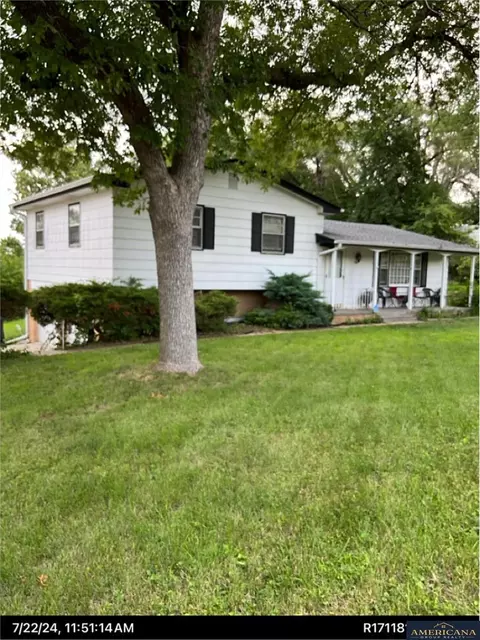 2917 N 94th Ave, Omaha, NE 68104