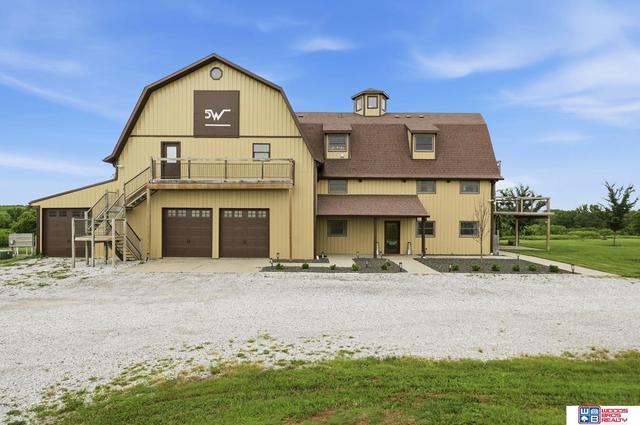 1238 S 8th Rd, Douglas, NE 68344