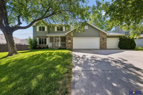 7220 Woody Creek Ln, Lincoln, NE 68516