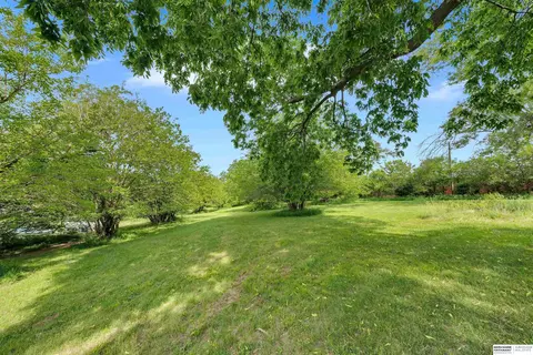 Exterior - 1908 Gregg Rd, Bellevue, NE 68005 photo 7 of 30