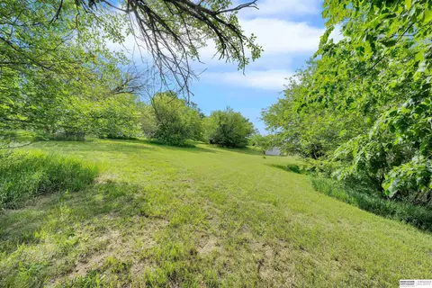 Exterior - 1908 Gregg Rd, Bellevue, NE 68005 photo 20 of 30