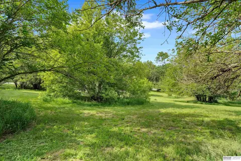 Exterior - 1908 Gregg Rd, Bellevue, NE 68005 photo 16 of 30