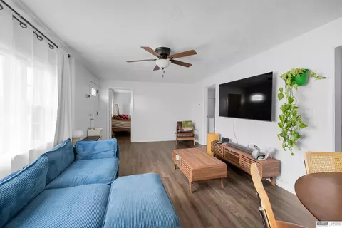 Living - 1908 Gregg Rd, Bellevue, NE 68005 photo 3 of 4