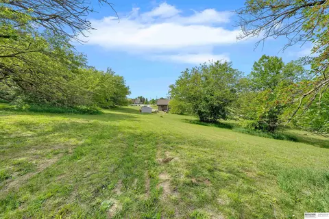 Exterior - 1908 Gregg Rd, Bellevue, NE 68005 photo 19 of 30