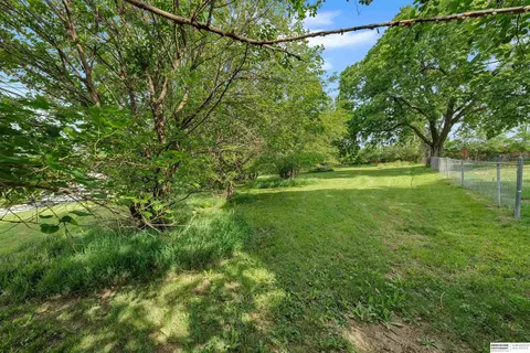 Exterior - 1908 Gregg Rd, Bellevue, NE 68005 photo 6 of 30