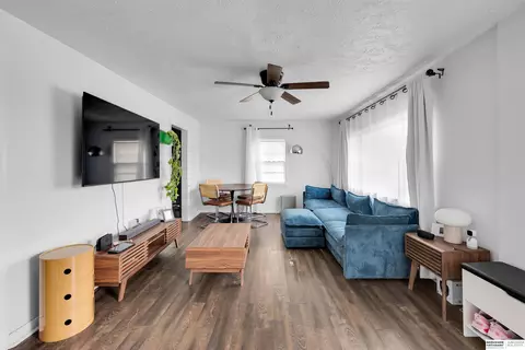 Living - 1908 Gregg Rd, Bellevue, NE 68005 photo 2 of 4