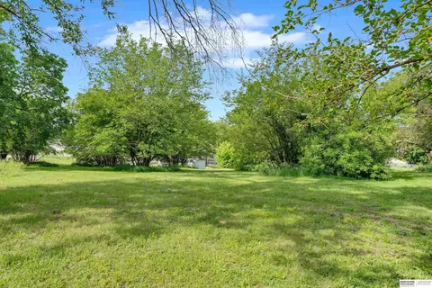 Exterior - 1908 Gregg Rd, Bellevue, NE 68005 photo 12 of 30