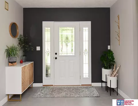 Entry Way - 1600 S 4th Ave, Beatrice, NE 68310 photo 1 of 2