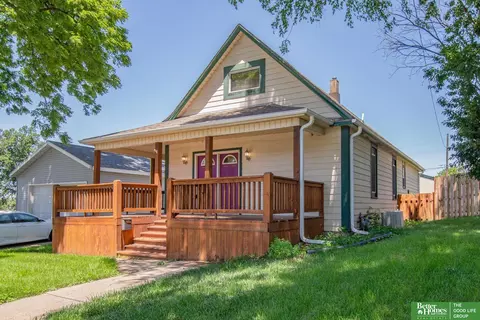 3018 Frederick St, Omaha, NE 68105