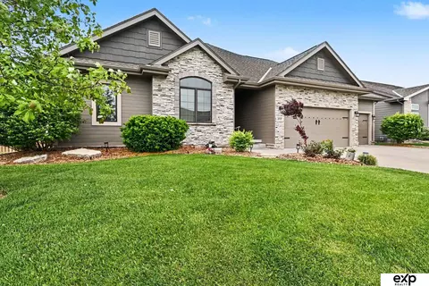 18707 Spaulding St, Elkhorn, NE 68022