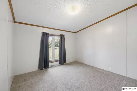 Bedroom - 1516 N Ashland Ave, Beatrice, NE 68310 photo 6 of 9