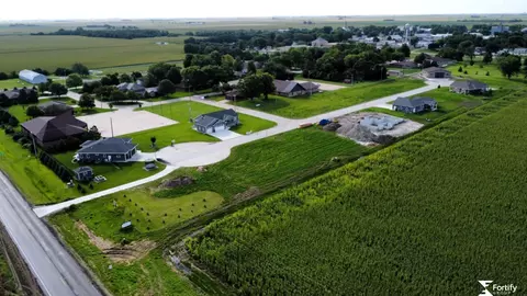 801 Saltzman Dr, Shickley, NE 68436