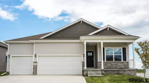 5531 N 180th Ave, Elkhorn, NE 68022