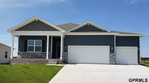 9618 N 173 Ave, Bennington, NE 68007