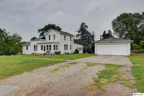 450 N 4 St, Arlington, NE 68002