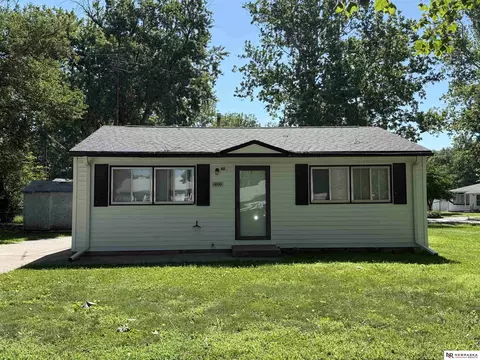 1400 N 59th St, Lincoln, NE 68505