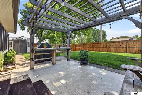 Exterior - 12229 Patrick Ave, Omaha, NE 68164 photo 3 of 11