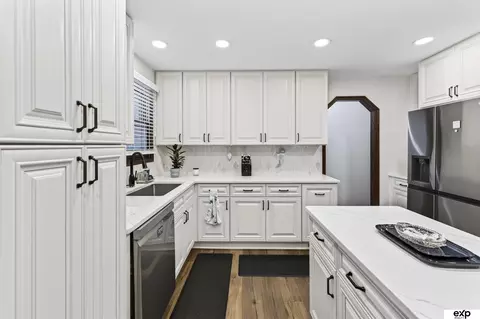 Kitchen - 12229 Patrick Ave, Omaha, NE 68164 photo 1 of 7