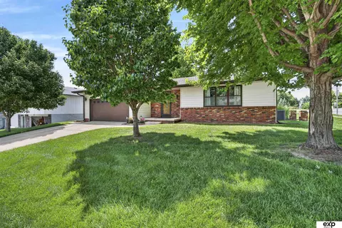 Exterior - 12229 Patrick Ave, Omaha, NE 68164 photo 6 of 11