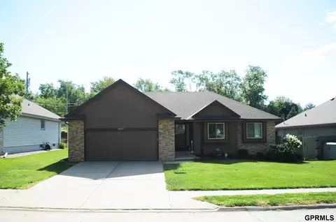 5429 S 56th St, Omaha, NE 68117