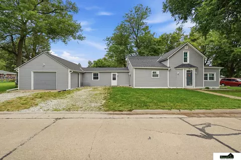 601 A St, Utica, NE 68456