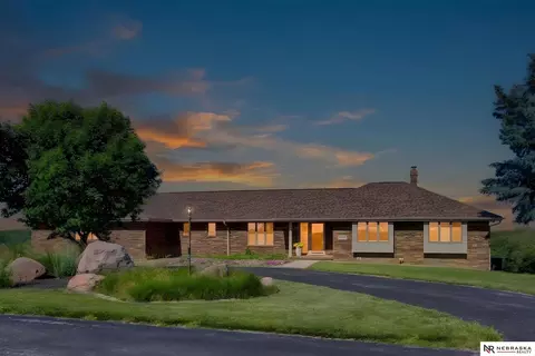 14020 W Sandhill Rd, Louisville, NE 68037