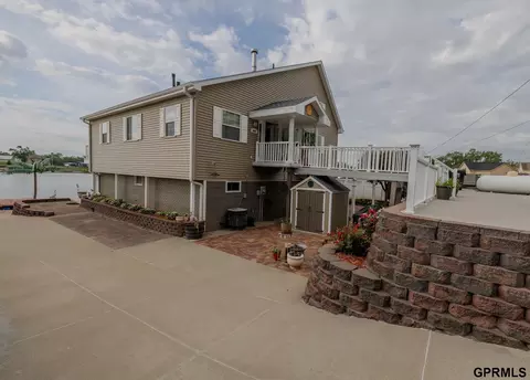 2007 Crappie Cv, Bellevue, NE 68123