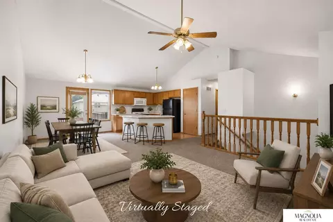 6933 N Steamboat Dr, Lincoln, NE 68521