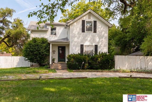 5625 Pioneers Blvd, Lincoln, NE 68516