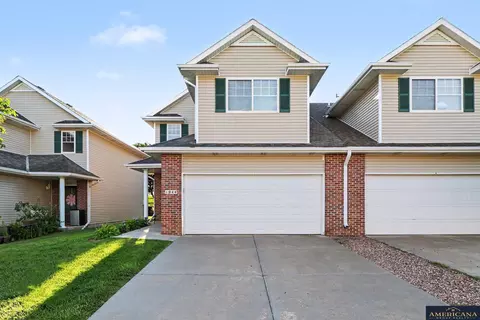 1944 Connor St, Lincoln, NE 68505