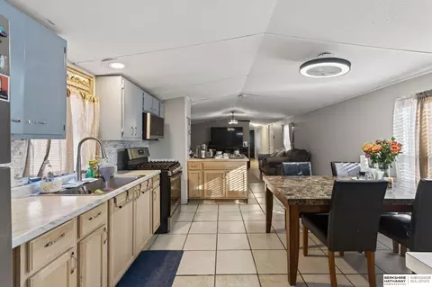 12845 Manderson Plz #LOT 217, Omaha, NE 68164