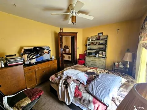 Bedroom - 202 E Murray St, Shickley, NE 68436 photo 8 of 10