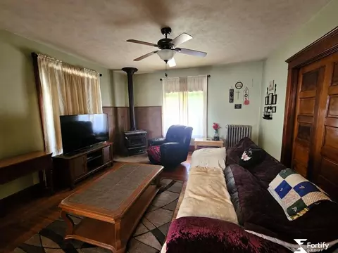 Living - 202 E Murray St, Shickley, NE 68436 photo 1 of 4