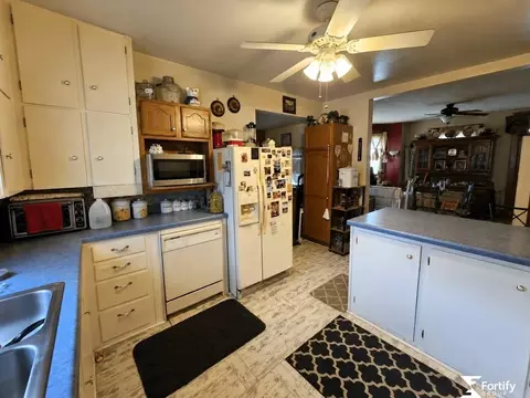 Kitchen - 202 E Murray St, Shickley, NE 68436 photo 3 of 8
