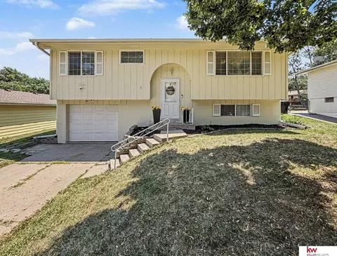 1606 SW 16 St, Lincoln, NE 68522