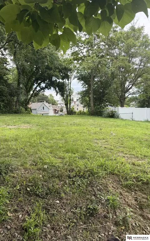 4019 Lafayette Ave, Omaha, NE 68131