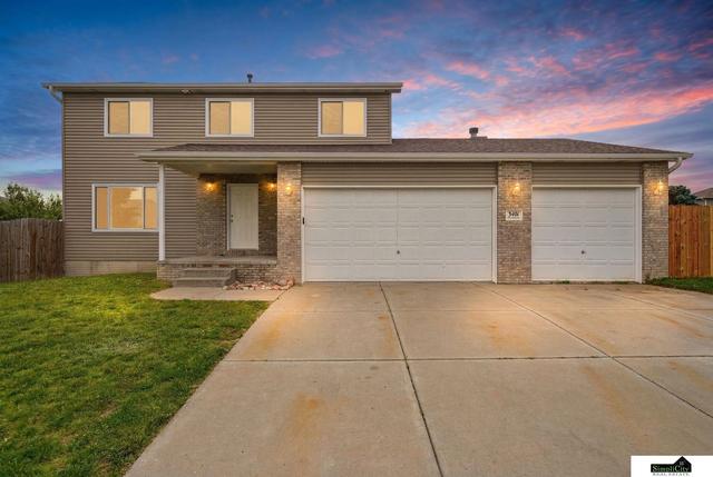 3401 Meridian Dr, Lincoln, NE 68504