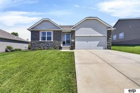 17212 Morgan Ave, Gretna, NE 68028