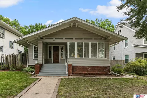 610 S 28th St, Lincoln, NE 68510