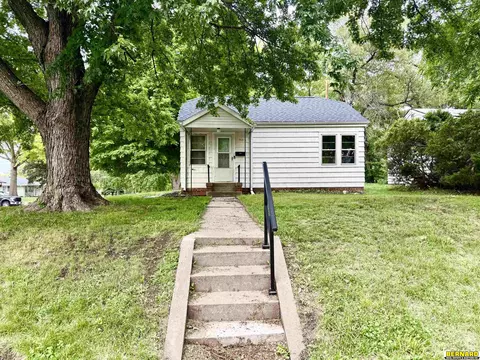 518 N 18th St, Nebraska City, NE 68410