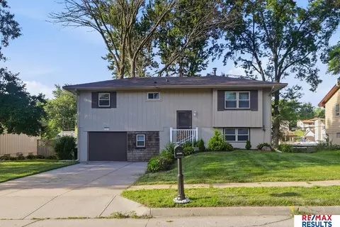 9417 Miami St, Omaha, NE 68134