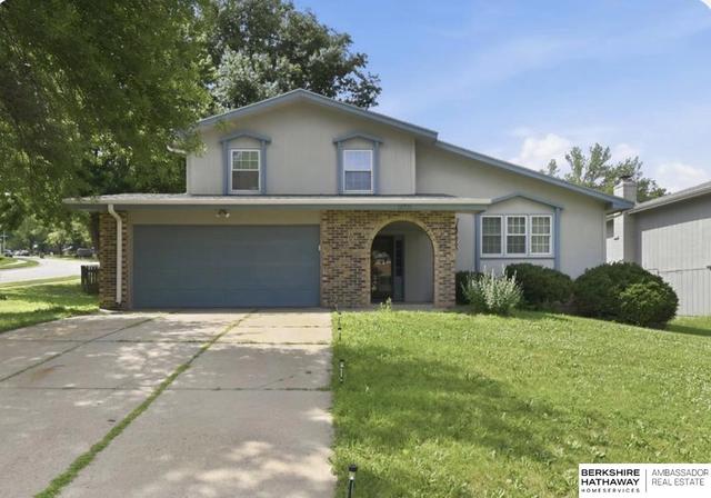12910 Courtney Dr, Bellevue, NE 68123