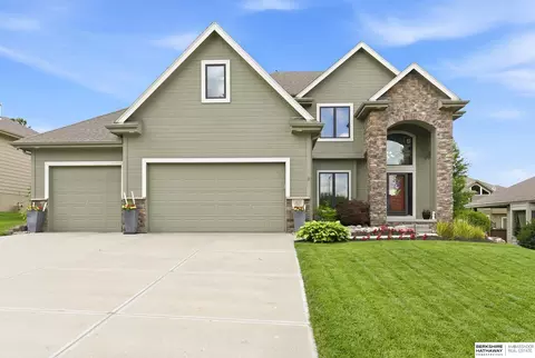 18229 C St, Omaha, NE 68130