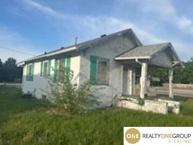 104 4th Ave, Holdrege, NE 68949