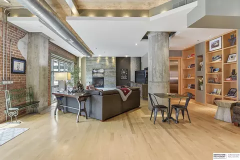 1024 Dodge St #103-105, Omaha, NE 68102