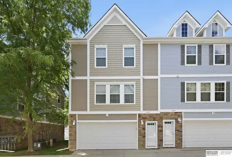 14663 Boyd Plz, Omaha, NE 68116