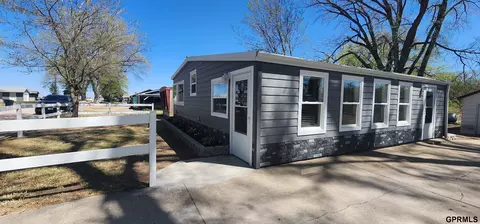 16 Lane 1 Dr 28 Dr, Johnson Lake, NE 68937