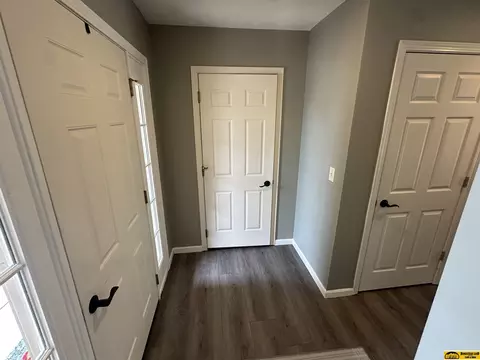 Entry Way - 502 Spring View Cir, Beatrice, NE 68310 photo 1 of 2